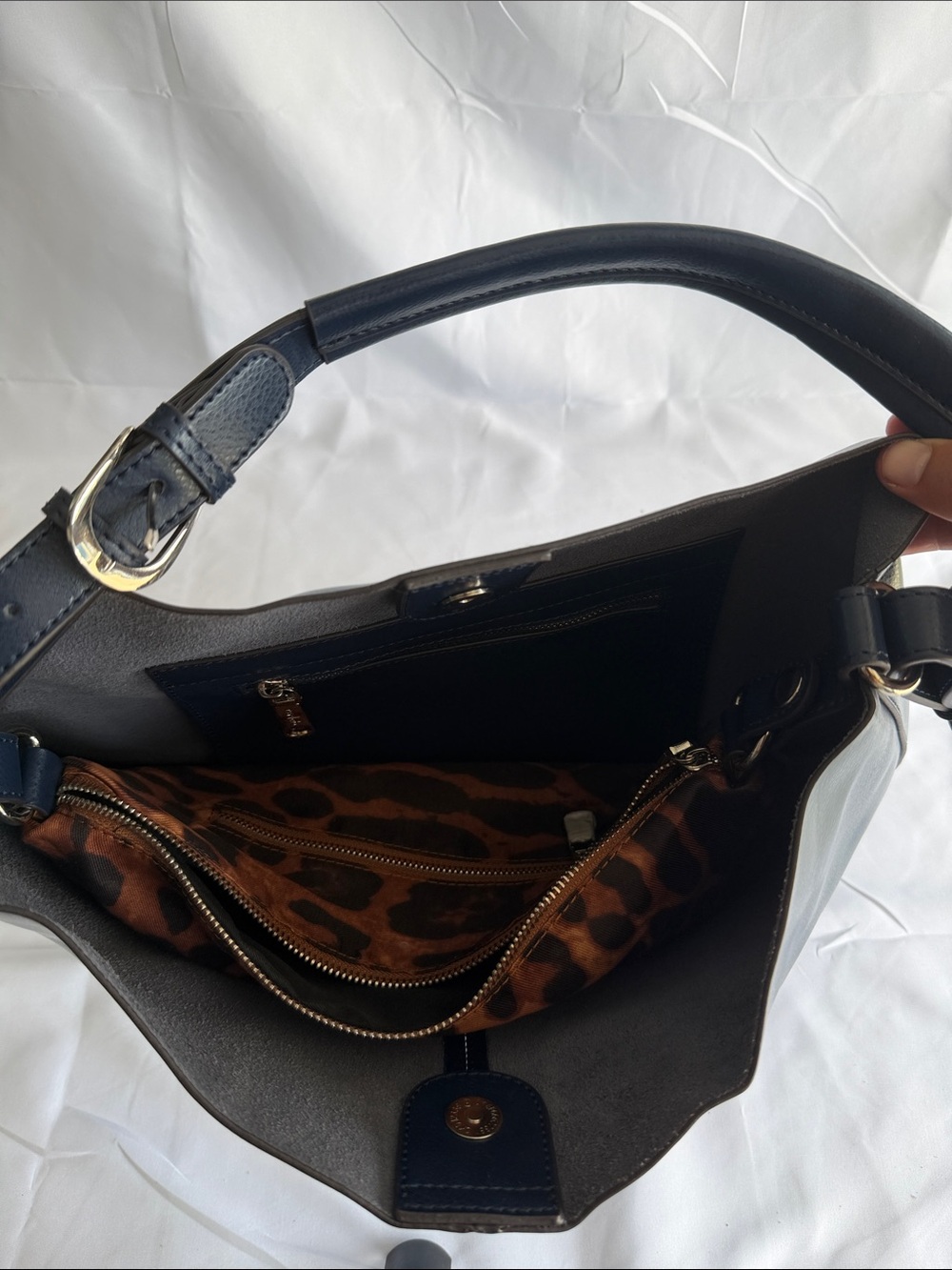 Classic Navy Shoulder Bag - Women - Picture 3 of 3